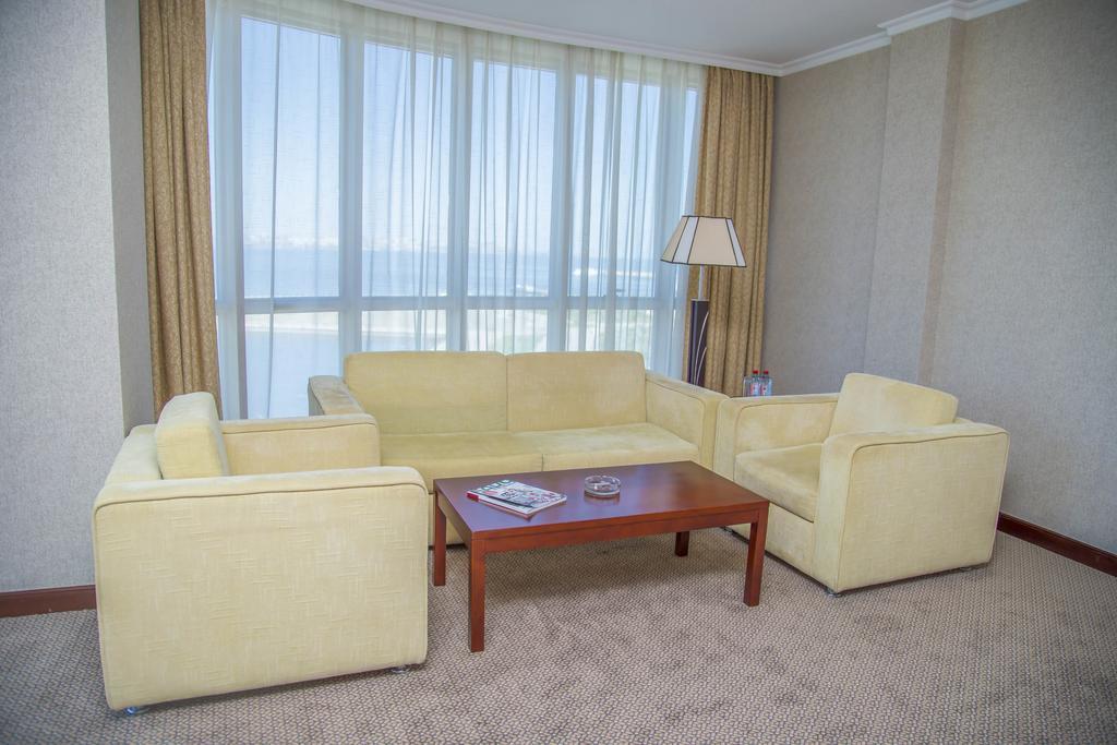 Golden Coast Hotel Баку Экстерьер фото