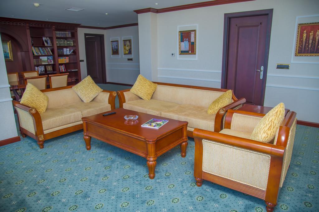 Golden Coast Hotel Баку Экстерьер фото