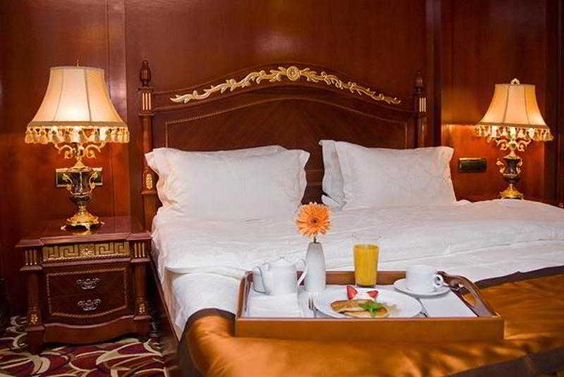 Golden Coast Hotel Баку Экстерьер фото